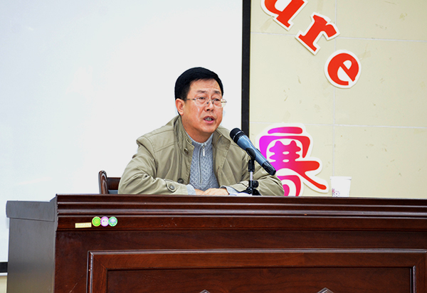 田伏虎副书记传达赵正永书记讲话精神